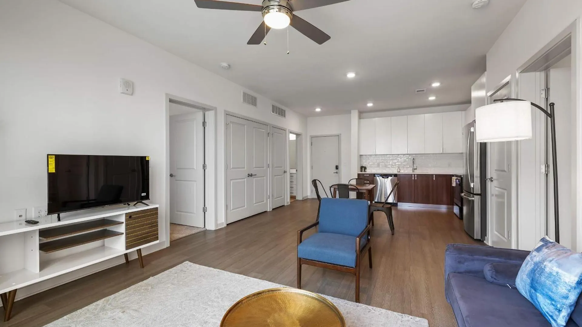 Modern Nulu 2Br Cozysuites 08 Louisville